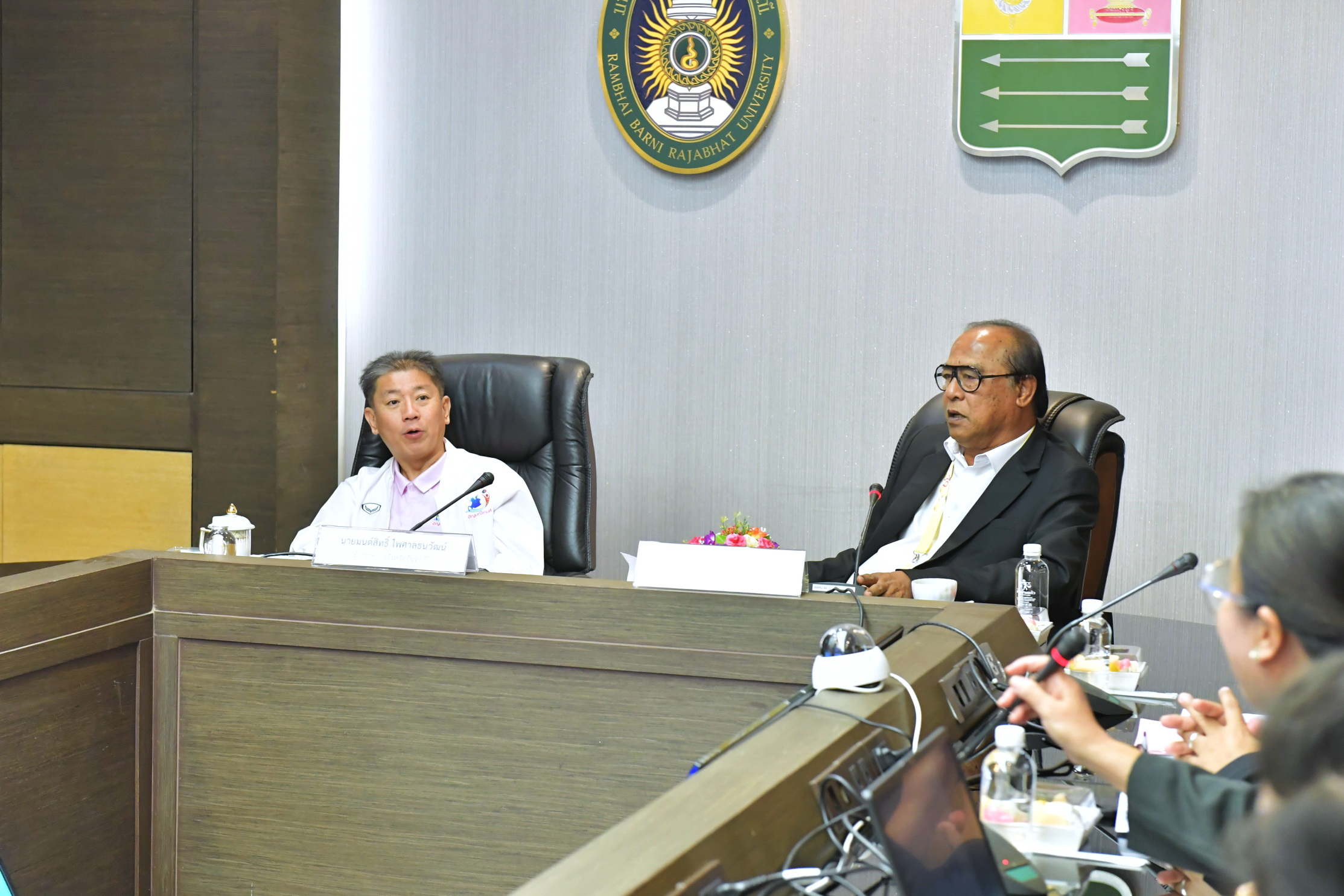 ราชภัฏรำไพฯ ผนึกกำลังทุกภาคส่วน แก้วิกฤตส่งออกทุเรียนจันทบุรี! (2)