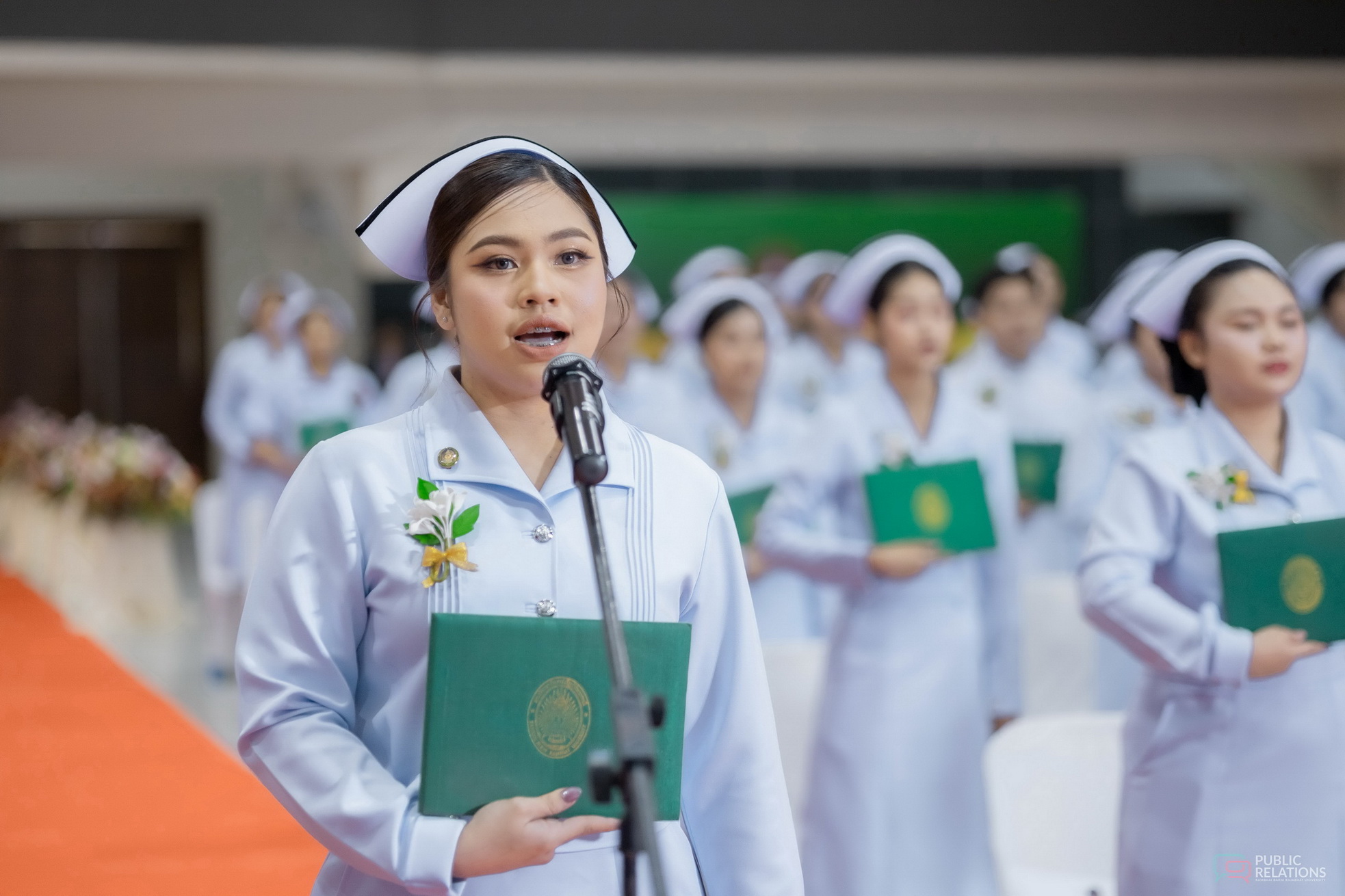 พิธีสำเร็จการศึกษาของนักศึกษาพยาบาลศาสตรบัณฑิต รุ่นที่ 3 และหลักสูตรผู้ช่วยพยาบาล รุ่น 1 (5)