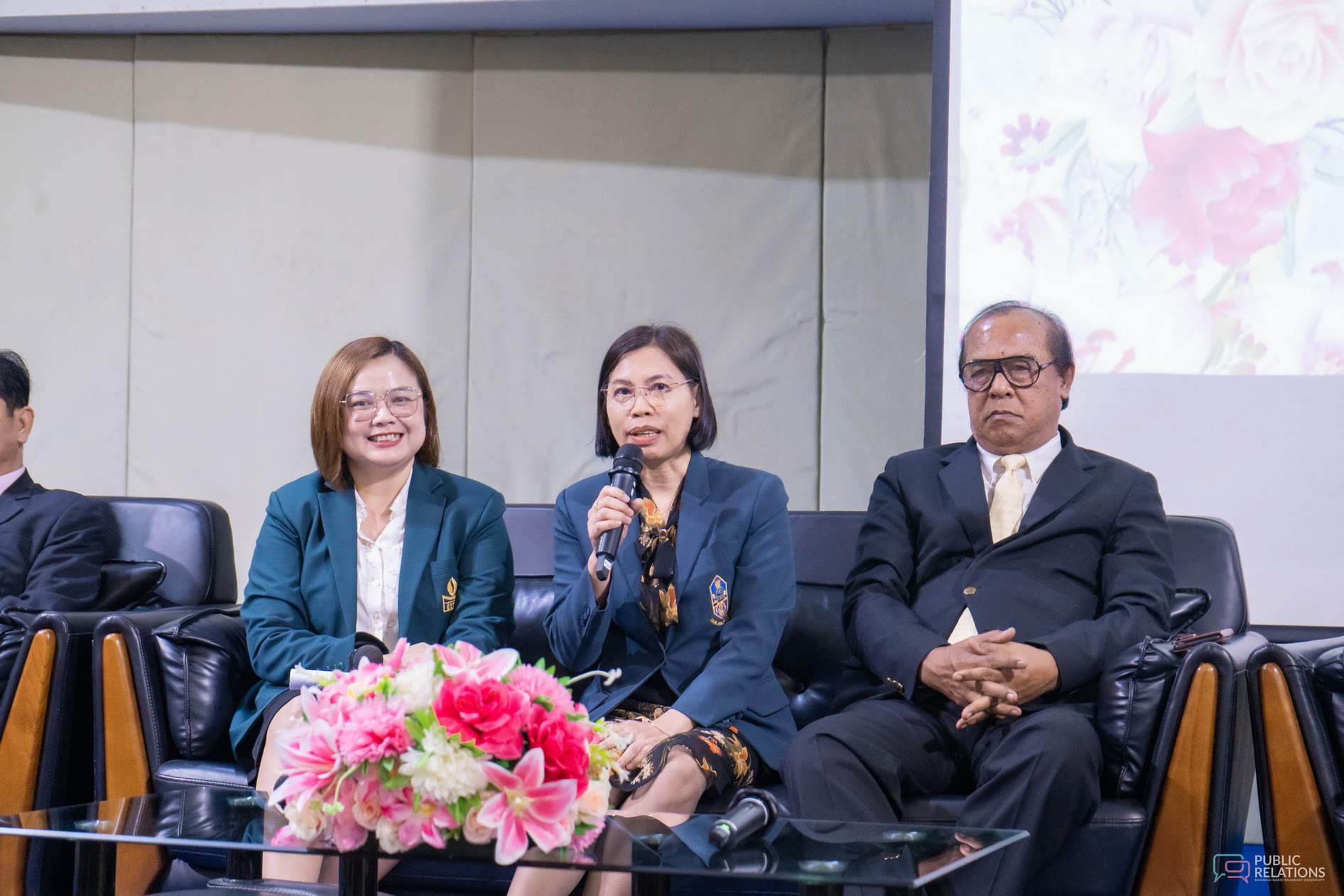 ป.เอก บริหารการศึกษา ม.รำไพฯ จัดเสวนายุทธศาสตร์การศึกษาจันทบุรี (5)