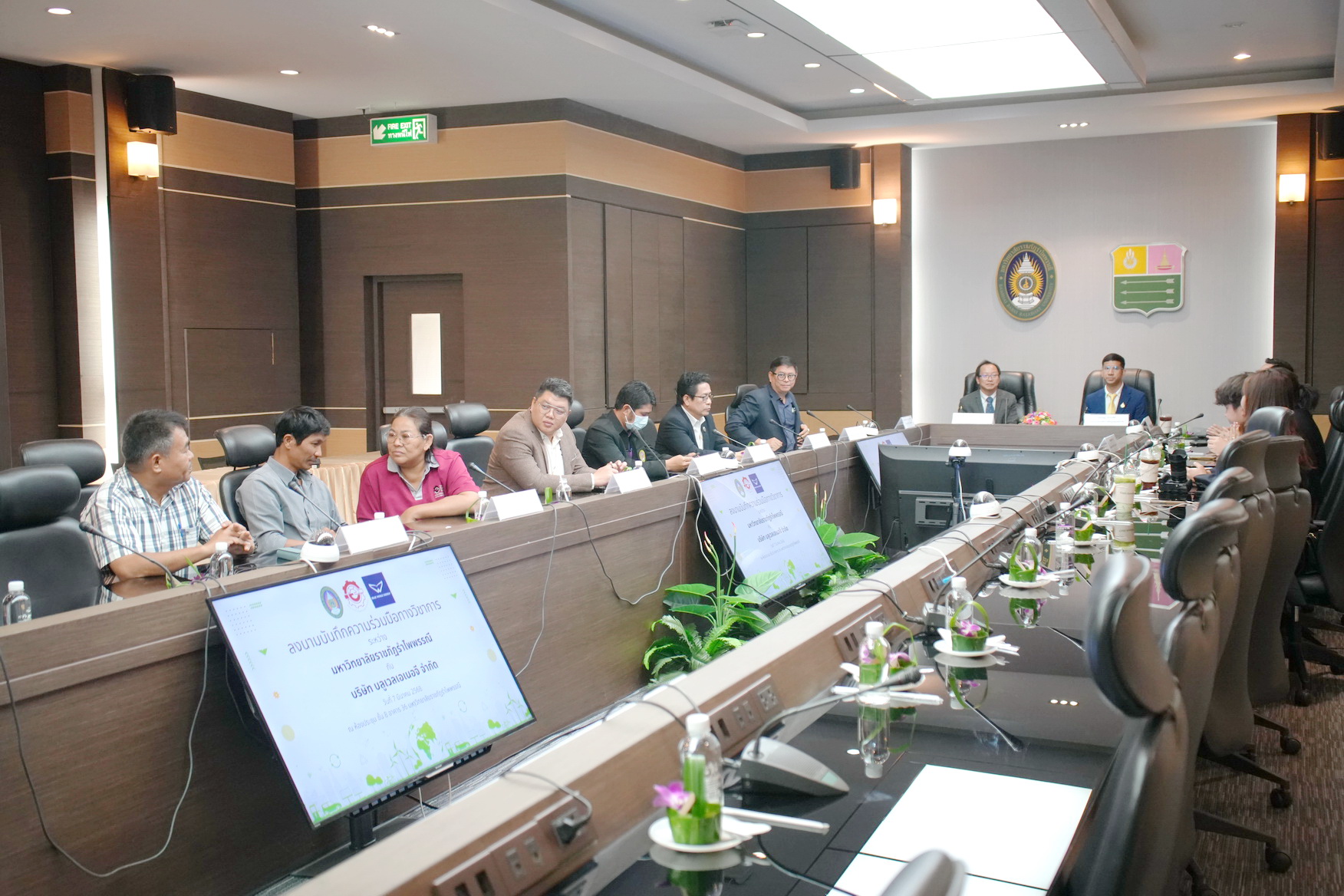 MOU บ.บลูเวล เอนเนอจี ด้านพลังงานสะอาด (4)