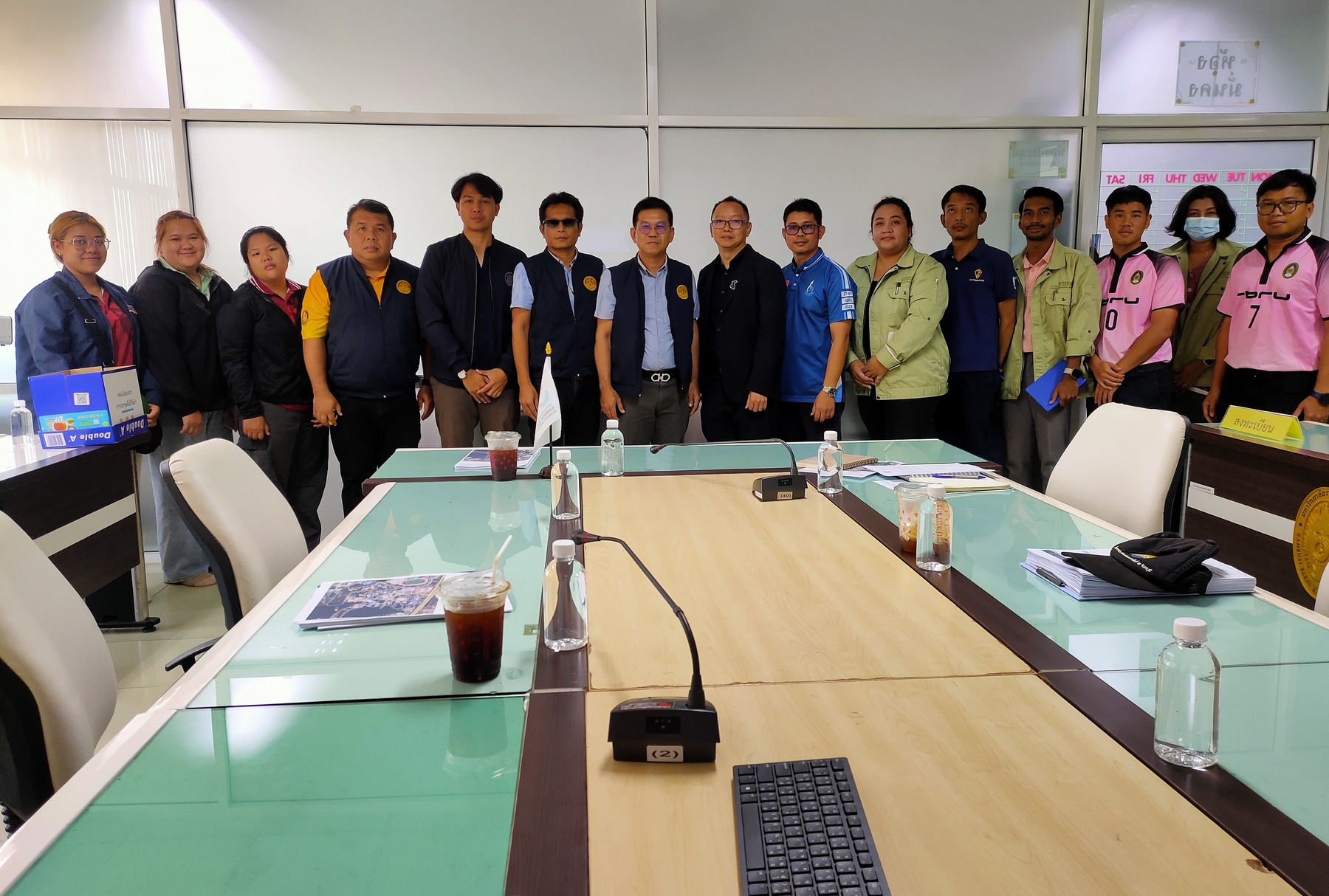 มรภ.รำไพพรรณี ผนึกโยธาธิการฯ ตรวจสอบอาคารเรียน เสริมสร้างความปลอดภัยตามนโยบายมหาดไทย (1)