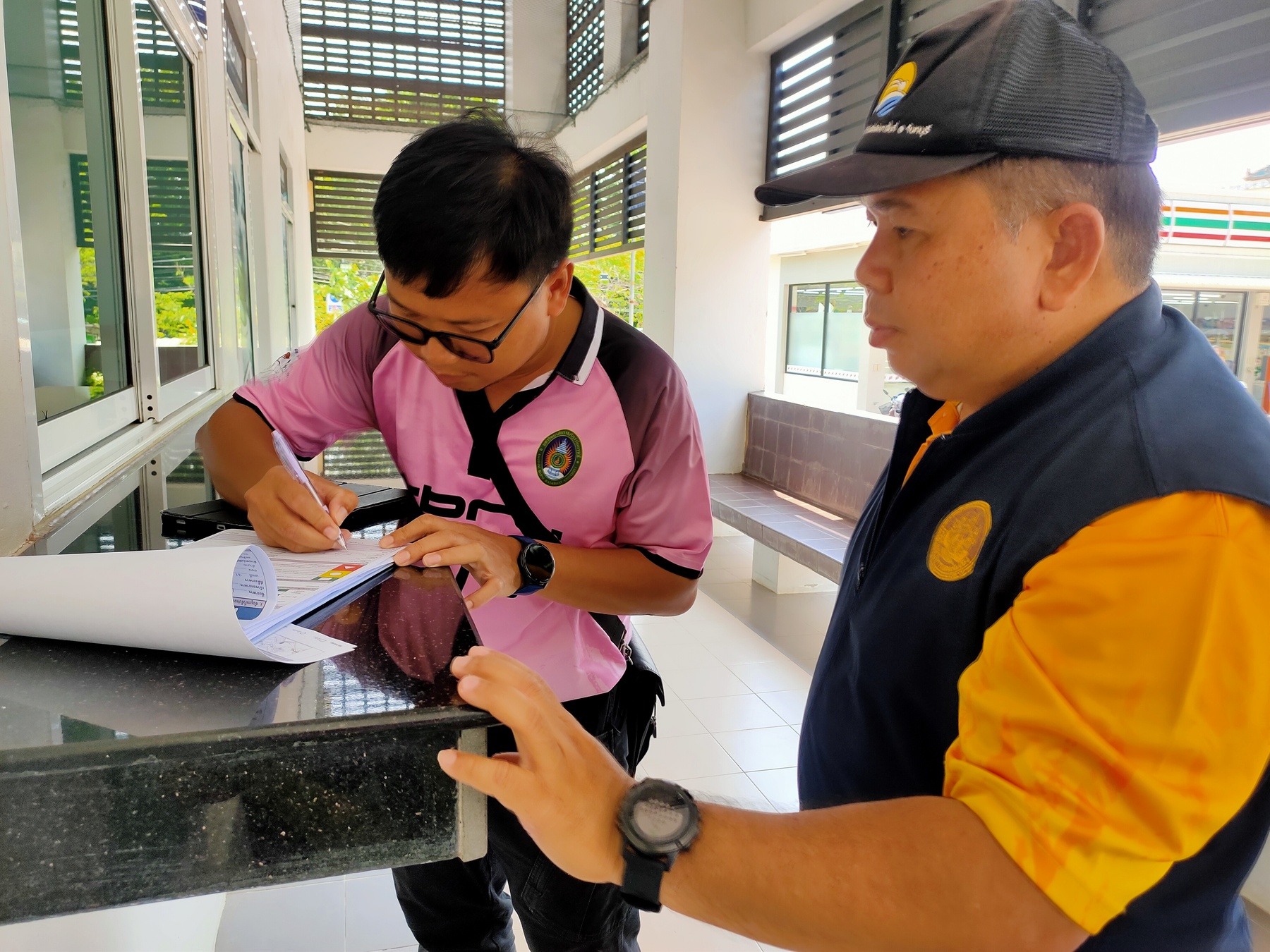 มรภ.รำไพพรรณี ผนึกโยธาธิการฯ ตรวจสอบอาคารเรียน เสริมสร้างความปลอดภัยตามนโยบายมหาดไทย (5)