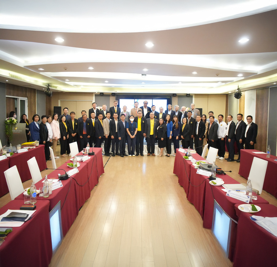 ผู้บริหารระดับสูง ประชุมร่วมอดีต รมว.อว. ขับเคลื่อนยุทธศาสตร์ 2570 (1)