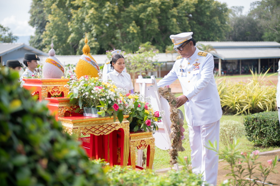 พิธีวางพวงมาลา วันคล้ายวันสวรรคต สมเด็จพระนางเจ้ารำไพพรรณี 2568 (5)