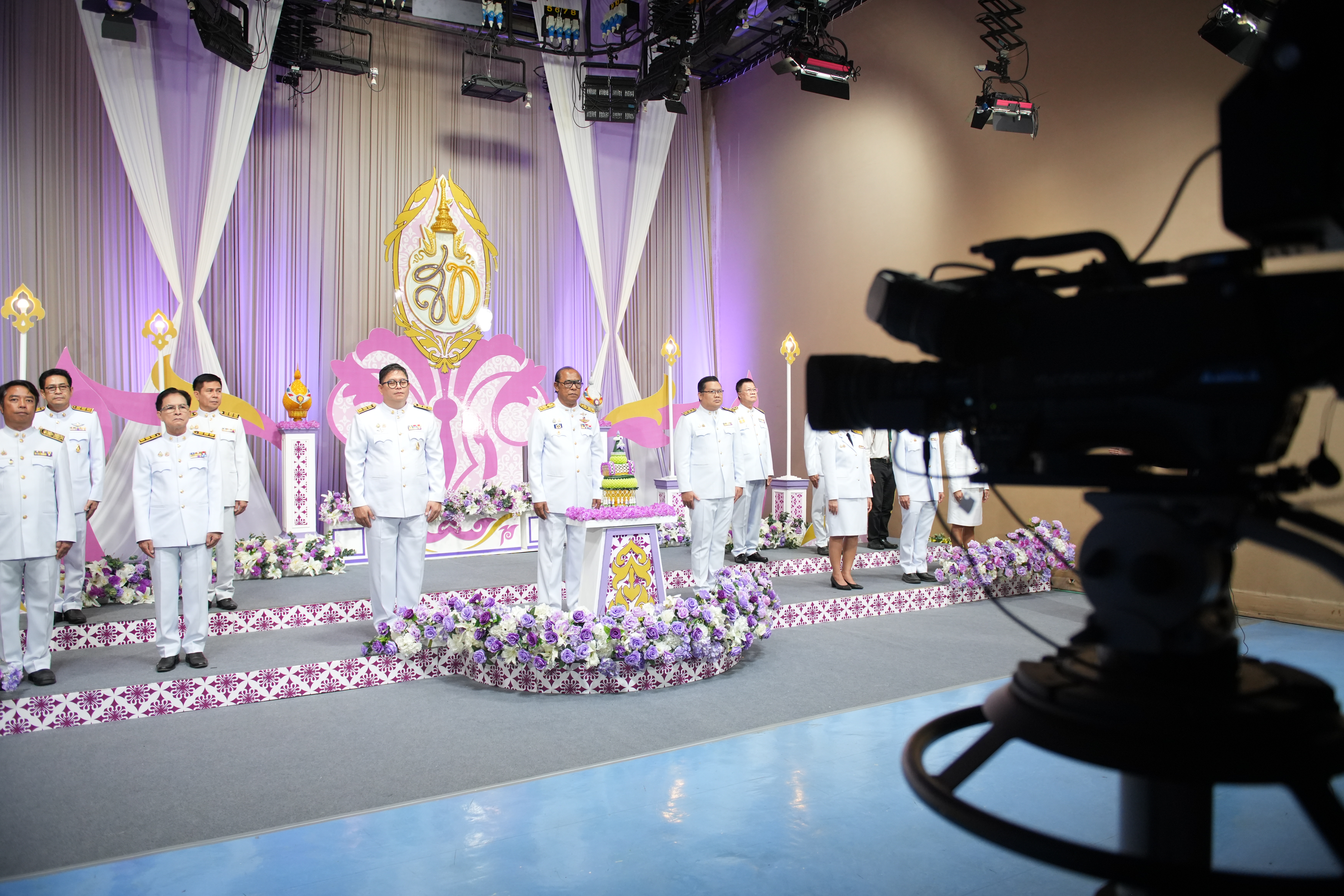 คณะผู้บริหารร่วมบันทึกเทปถวายพระพรชัยมงคล 3 มิถุนายน 2568 (4)