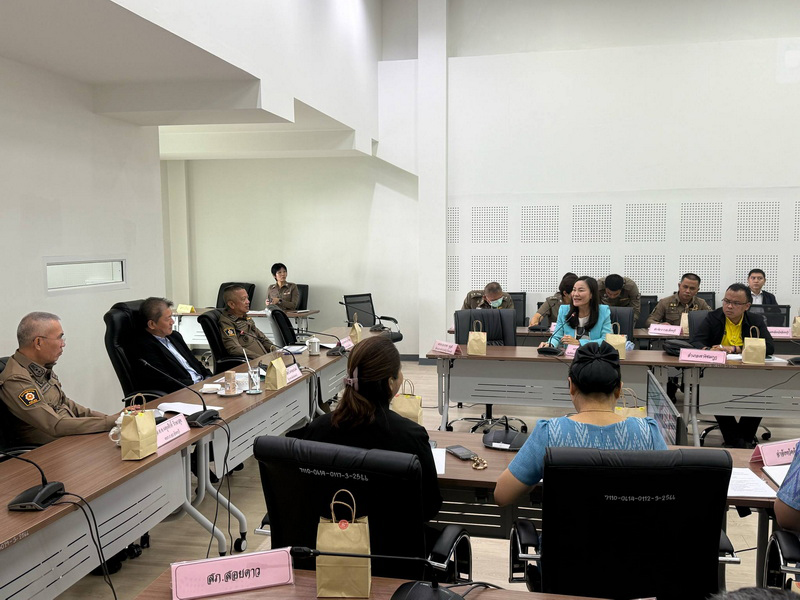 ประชุม คกก. กองทุน รวมจันทร์ร่วมใจ 1/2568 (3)