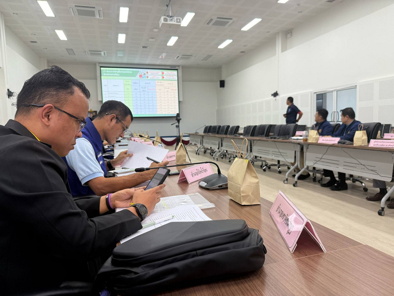 ประชุม คกก. กองทุน รวมจันทร์ร่วมใจ 1/2568 (4)