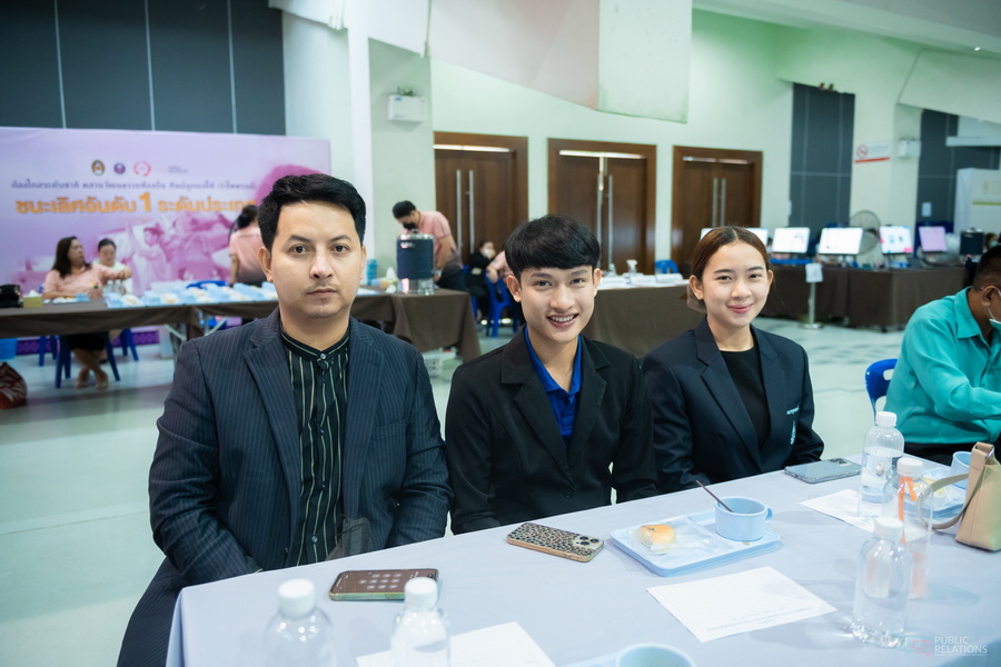 พร้อมรับมือปีการศึกษา 2568 ผู้บริหารแถลงนโยบาย มอบหมายงานบุคลากรสายวิชาการ (5)