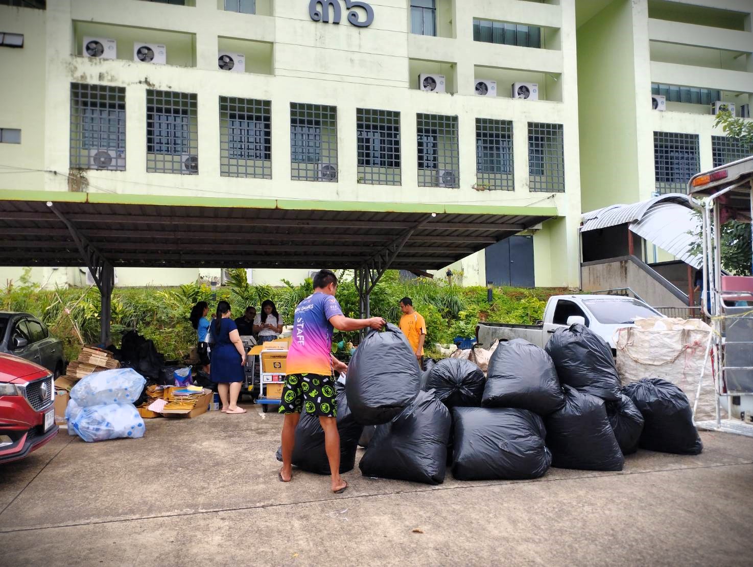 ธนาคารขยะกลับมาคึกคักต้อนรับเปิดเทอม (3)