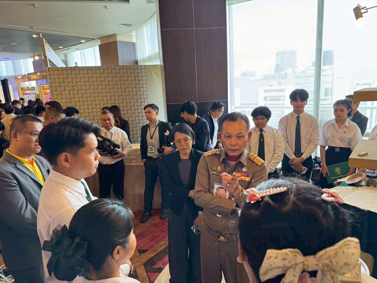 ม.รำไพฯ โชว์ศักยภาพการยกระดับวิศวกรสังคม ในมหกรรมงานวิจัยแห่งชาติ 2568  (3)