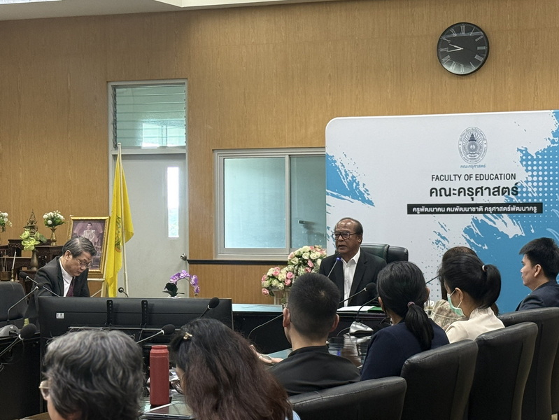 ราชภัฏรำไพฯ ปฐมนิเทศนักศึกษาป.โท หลักสูตรและการสอน 2568 (2)