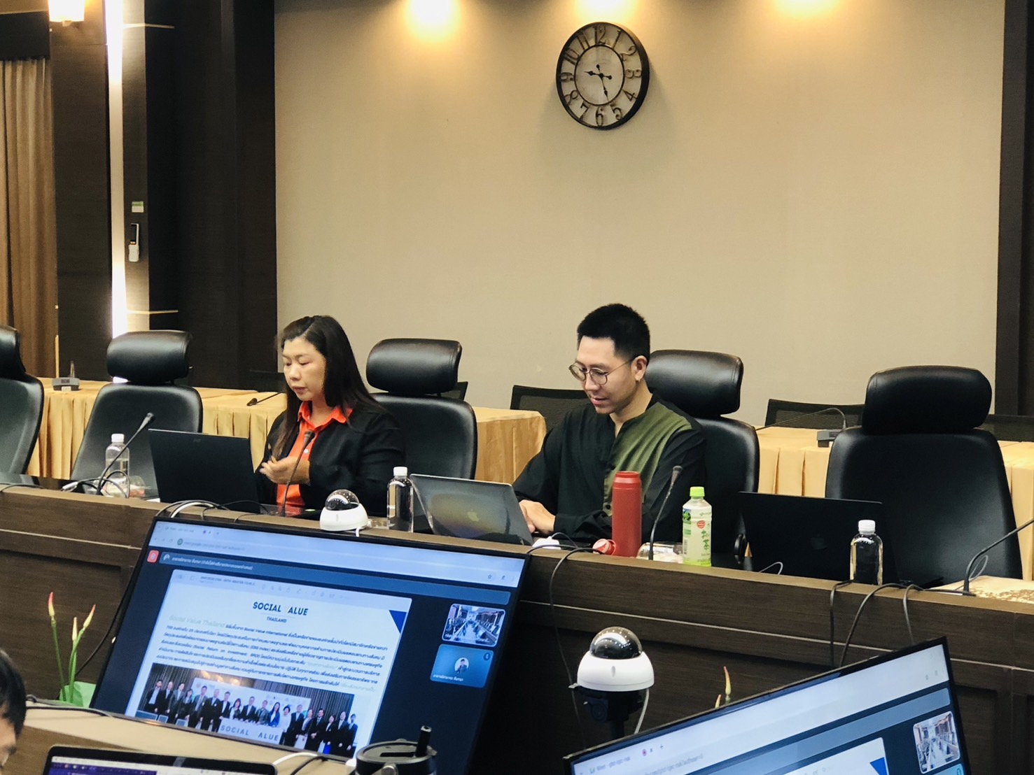 มรภ.รำไพพรรณี เสริมแกร่งบุคลากรด้วย SROI ยกระดับการพัฒนาสังคมอย่างยั่งยืน (5)