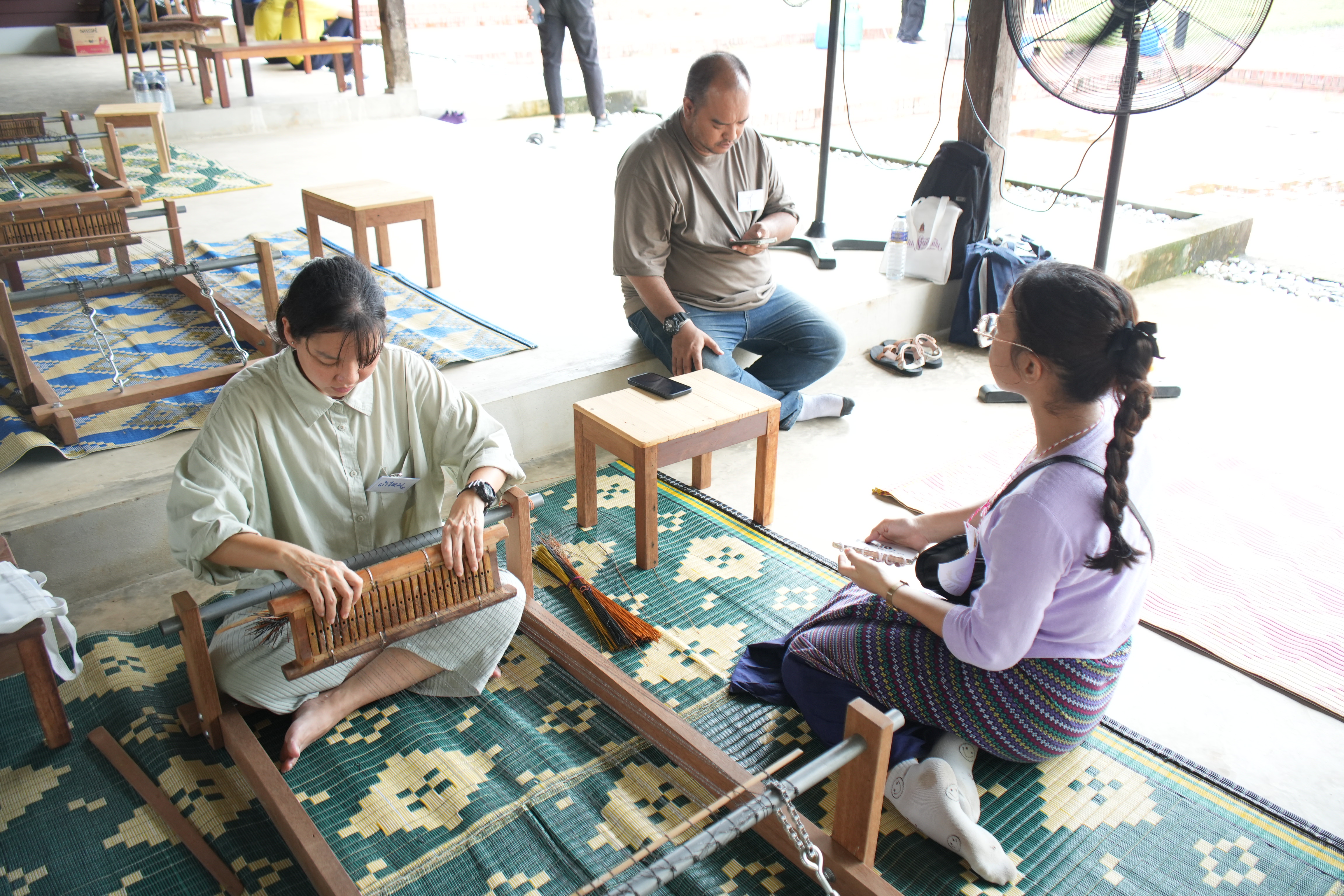 ม.รำไพฯ จับมือ วัฒนธรรมจันทบุรี ขับเคลื่อน Soft Power การทอเสื่อ (3)