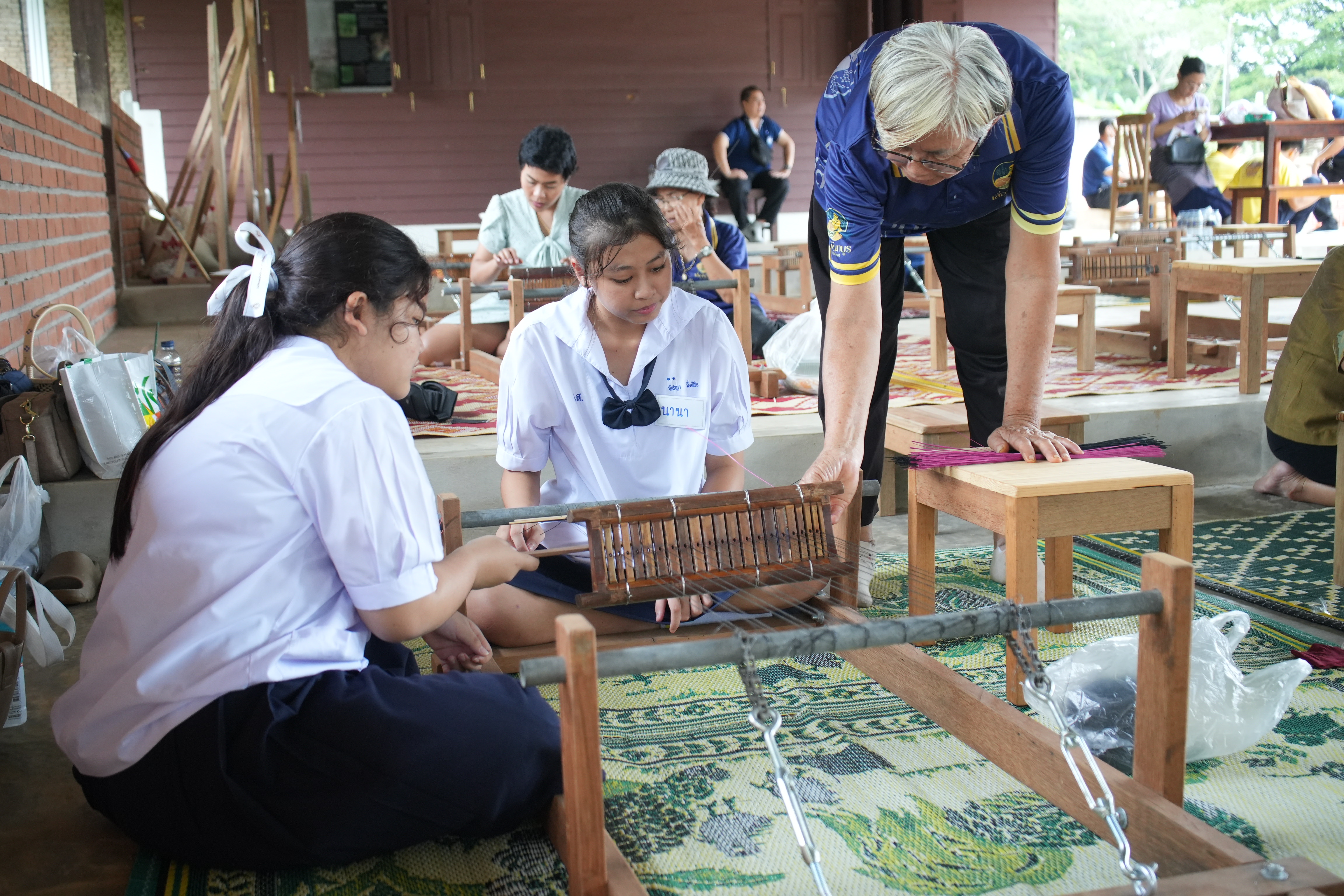 ม.รำไพฯ จับมือ วัฒนธรรมจันทบุรี ขับเคลื่อน Soft Power การทอเสื่อ (5)