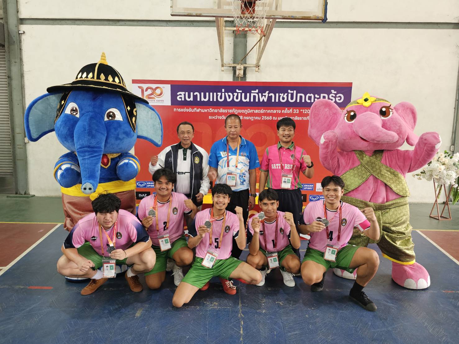 ม.รำไพฯ อันดับ 1 กีฬา มรภ.ภูมิศาสตร์ภาคกลาง ครั้งที่ 33 (2)