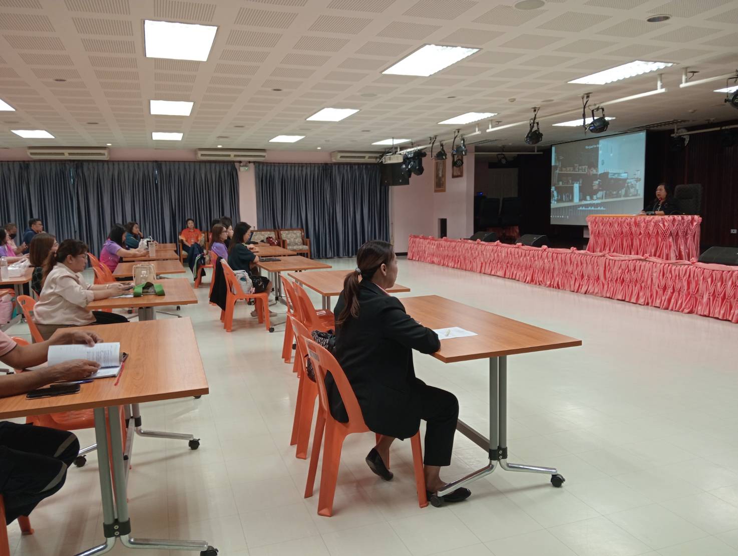 ปลดล็อกเครียด เติมเต็มสุข 8 ประการ ประจำปีงบประมาณ 2568 (2)