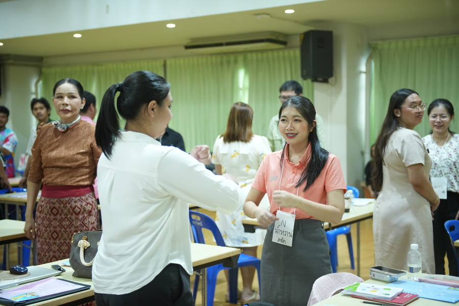 มหาวิทยาลัยราชภัฏรำไพพรรณี ปั้นบุคลากรใหม่ สู่รากฐานองค์ความรู้ มุ่งพัฒนาท้องถิ่นอย่างยั่งยืน (5)