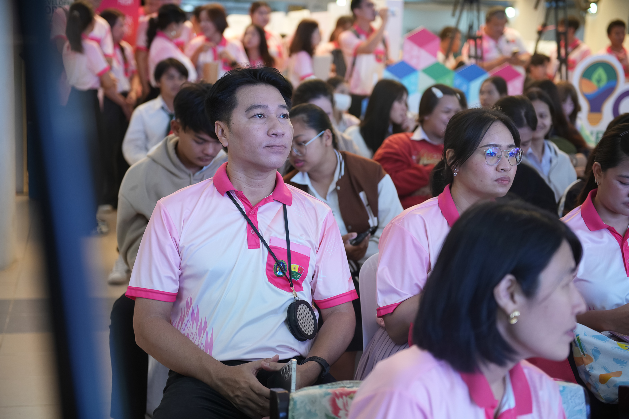 รำไพฯ เปิดเวทีนำเสนอผลการดำเนินโครงการออมสินยุวพัฒน์รักษ์ถิ่น 2568  (5)