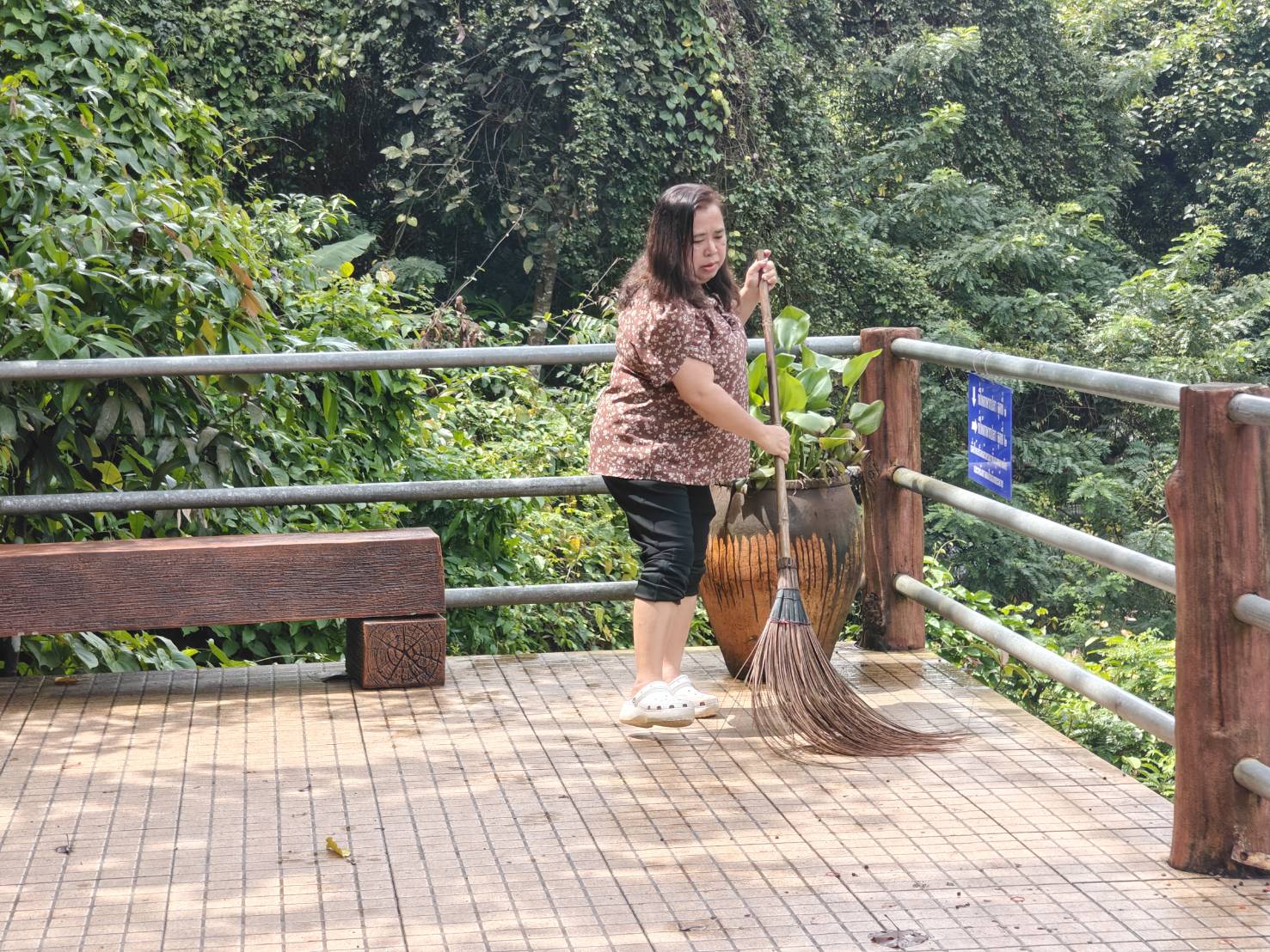 สำนักงานอธิการบดี ส่งเสริมจิตอาสาพัฒนาชุมชน สร้างต้นแบบองค์กรเพื่อการพัฒนาที่ยั่งยืน (2)