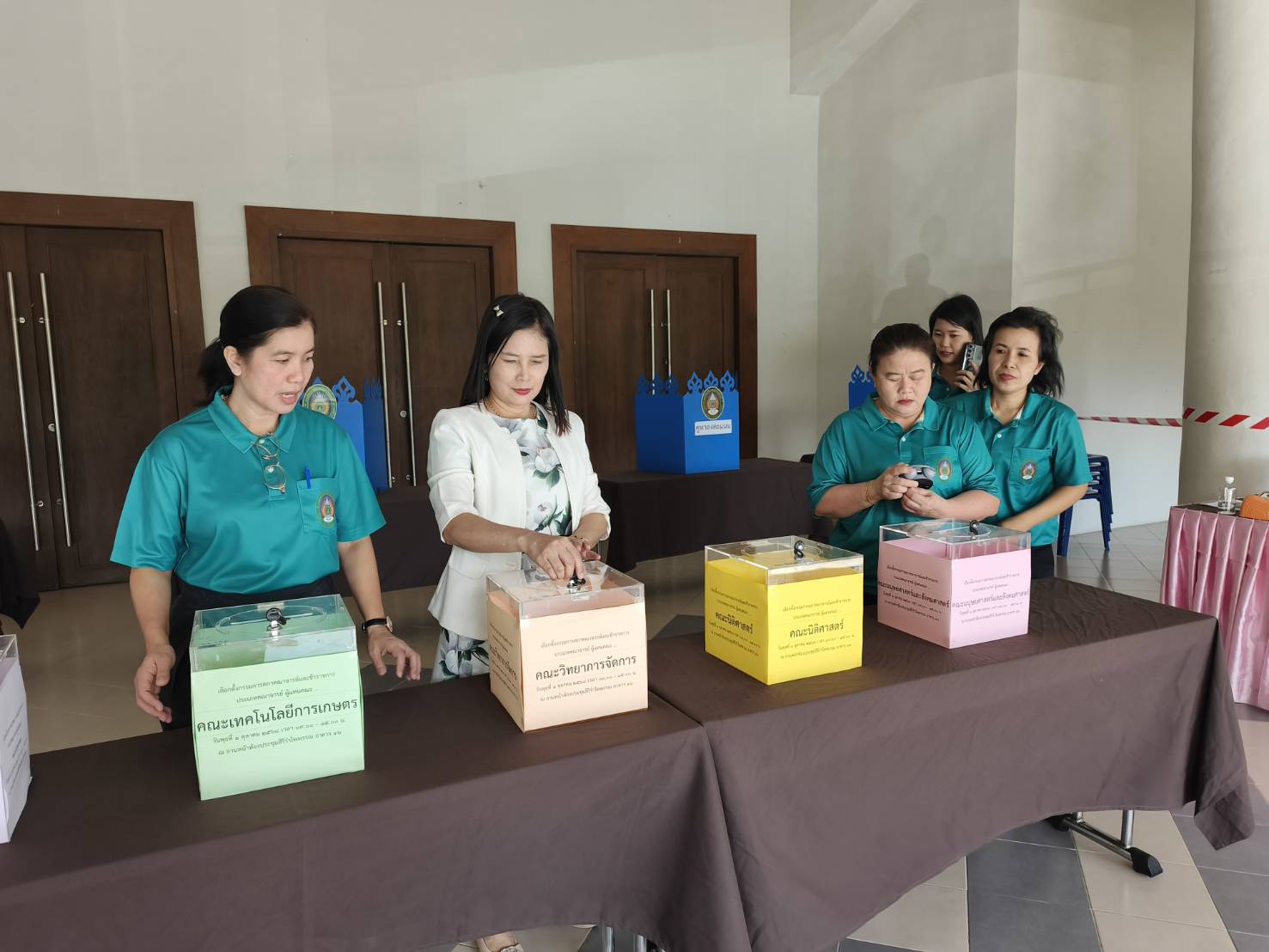 การเลือกตั้งกรรมการสภาคณาจารย์และข้าราชการ ประเภทผู้แทนคณาจารย์  (1)