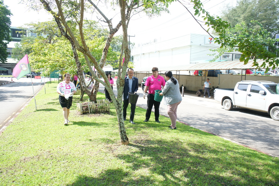 มรภ.รำไพพรรณี ขับเคลื่อนมหาวิทยาลัยสีเขียว ในวันรักต้นไม้ประจำปีแห่งชาติ 2568 (3)