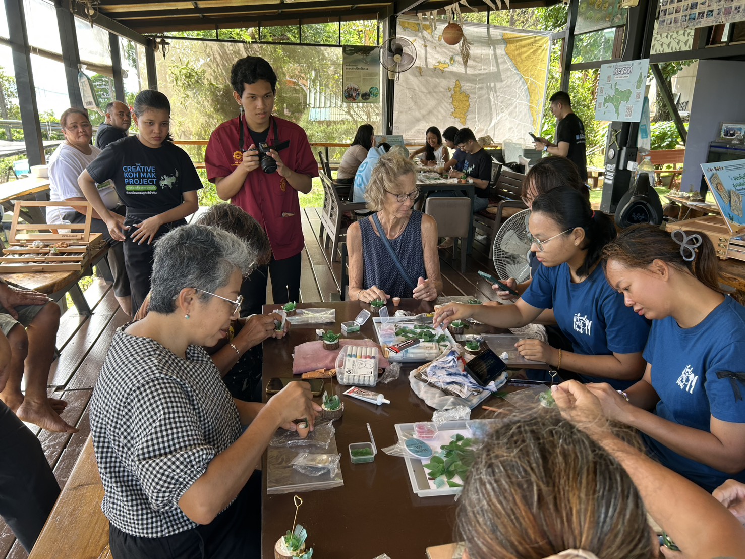 มรภ.รำไพพรรณี "คืนชีพขยะ" หนุนท่องเที่ยวคาร์บอนต่ำตราด (3)