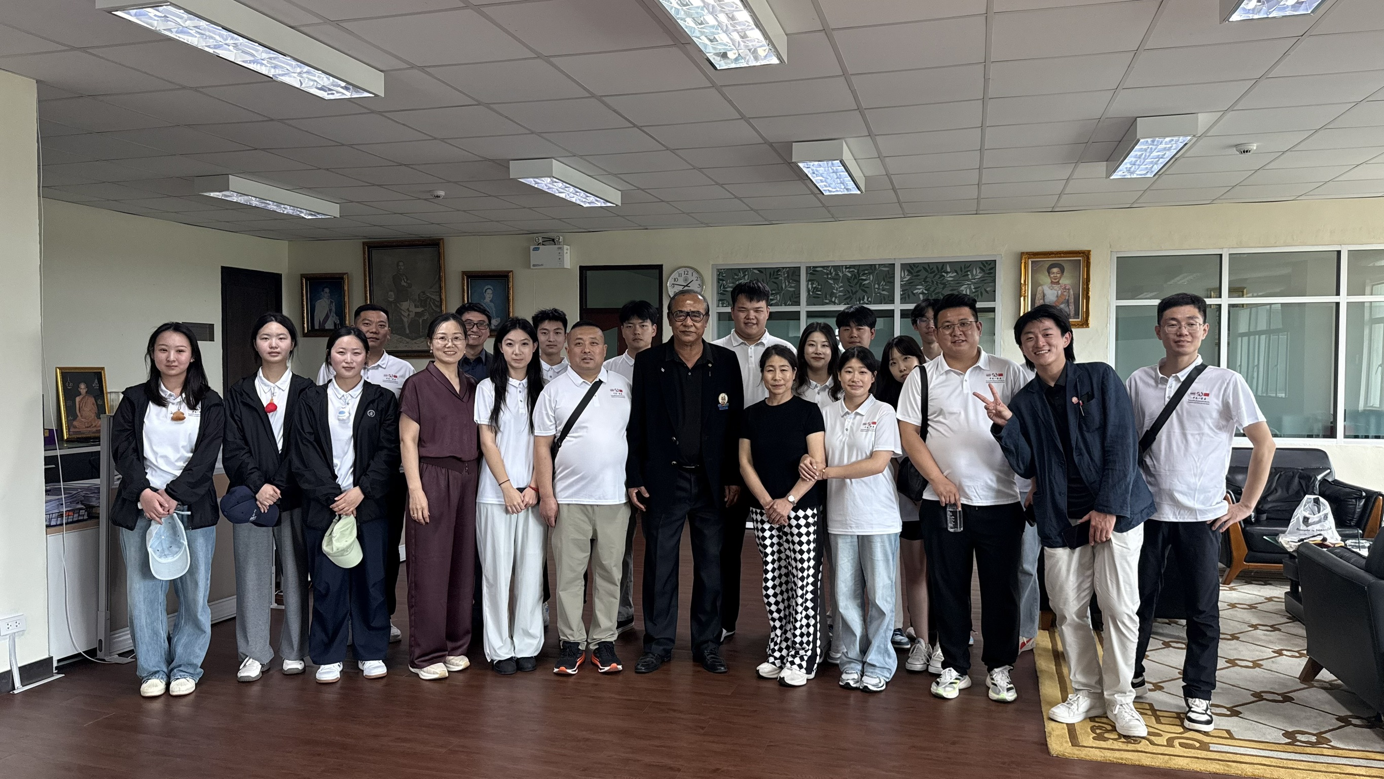 RBRU ย้ำจุดยืนศูนย์กลางการศึกษาไทย-จีน ต้อนรับผู้แทนผู้ปกครองนักศึกษาใหม่ ปี 68 (1)