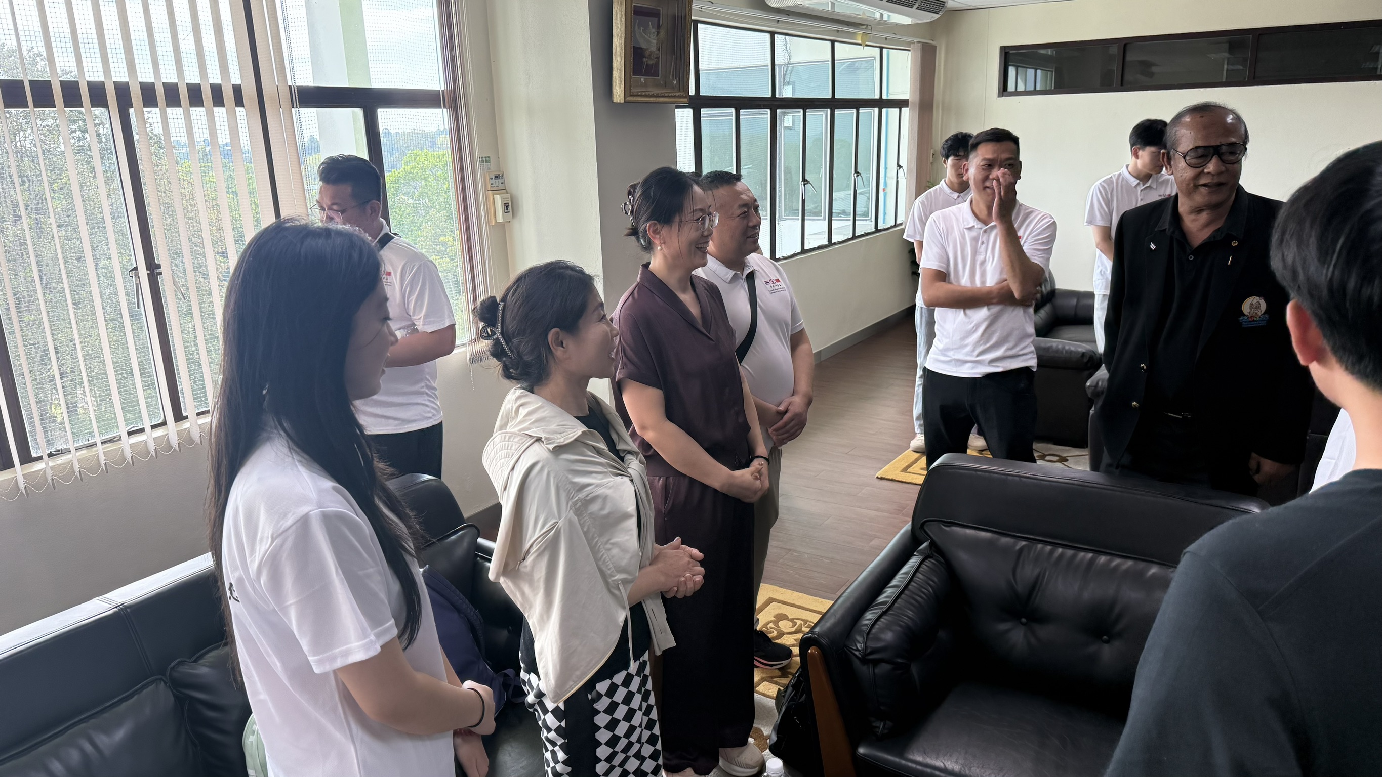 RBRU ย้ำจุดยืนศูนย์กลางการศึกษาไทย-จีน ต้อนรับผู้แทนผู้ปกครองนักศึกษาใหม่ ปี 68 (5)