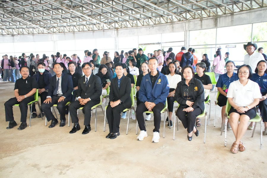 มรภ.รำไพพรรณี เปิดศูนย์เรียนรู้เกษตร ปั้นนักศึกษาแกร่งด้วยศาสตร์พระราชา (1)