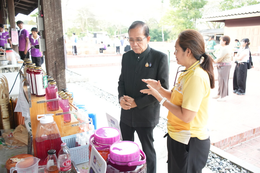 มรภ.รำไพพรรณี เปิดงาน Moon Art Space ครั้งที่ 3 ชูศิลปะขับเคลื่อนชุมชน (1)