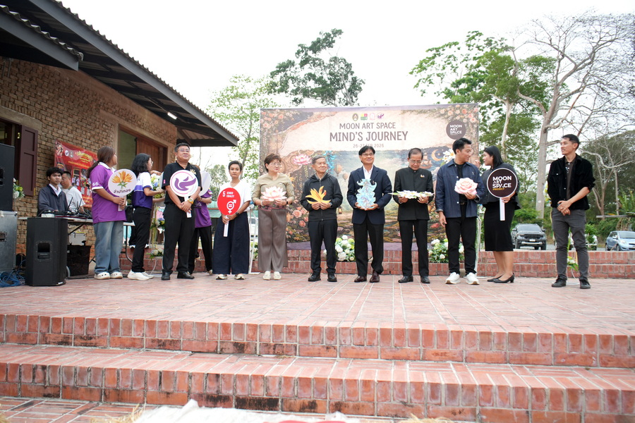 มรภ.รำไพพรรณี เปิดงาน Moon Art Space ครั้งที่ 3 ชูศิลปะขับเคลื่อนชุมชน (4)