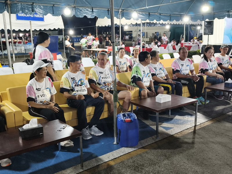 มรภ.รำไพพรรณี ผนึกกำลังจันทบุรี ขับเคลื่อน "เดิน วิ่ง ปั่น พระจันทร์รออยู่ 2569" เพื่อสุขภาวะชุมชน (3)