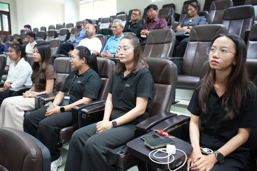 มรภ.รำไพพรรณี หนุนจด GI "หมอนทองจันท์" ยกระดับทุเรียนไทยสู่สากล (5)