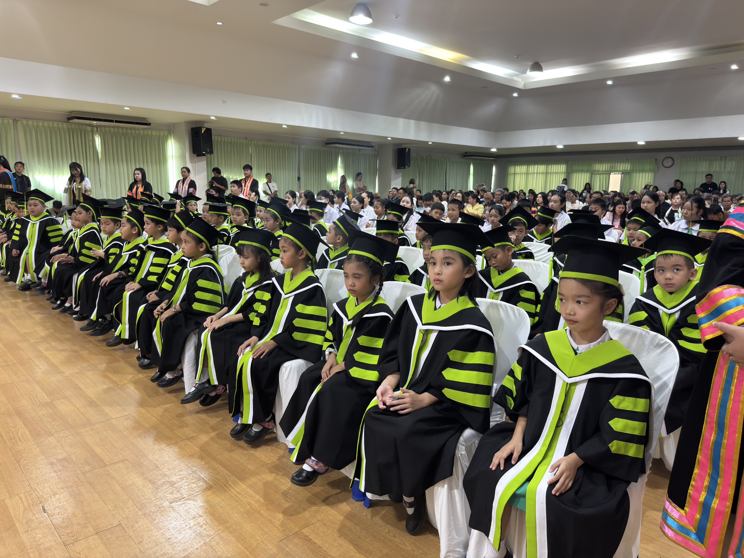 สาธิต มรภ.รำไพพรรณี มอบวุฒิบัตรบัณฑิตน้อย มุ่งสร้างรากฐานเยาวชนคุณภาพสู่สังคม (2)