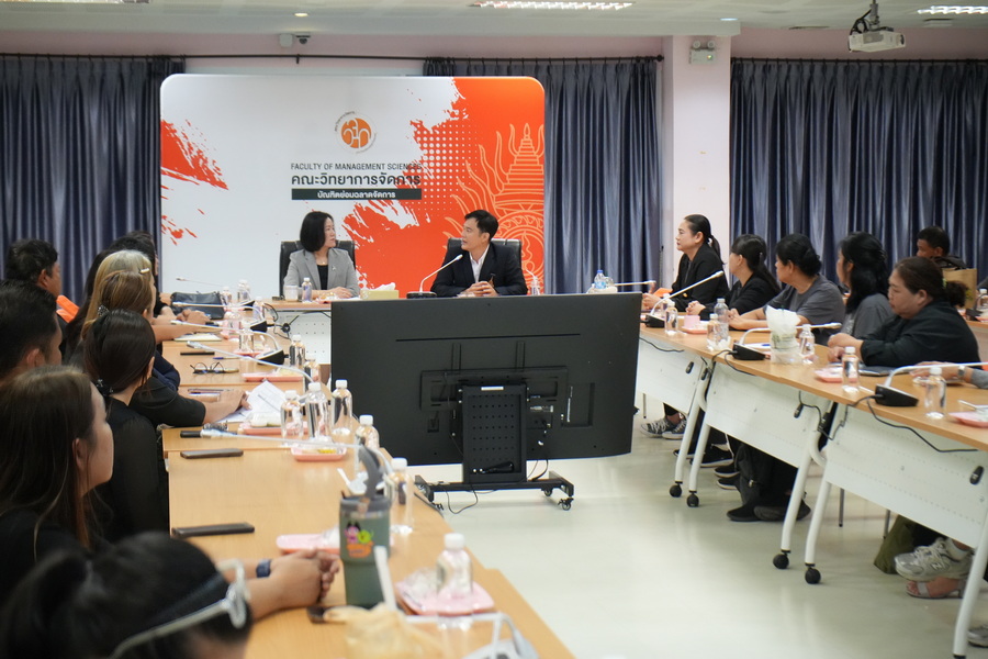 ต้อนรับ มทร.ตะวันออก (บางพระ) แลกเปลี่ยนเรียนรู้การบริหารงานกองกลางสู่มืออาชีพ (5)