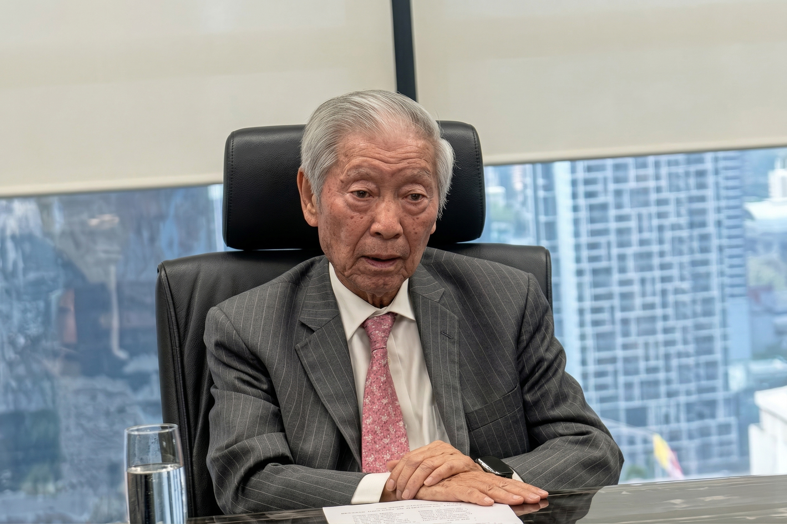 เข้าพบอดีตนายกสภาฯ เสริมวิสัยทัศน์บริหารจัดการเชิงรุกสู่การพัฒนาที่ยั่งยืน (5)